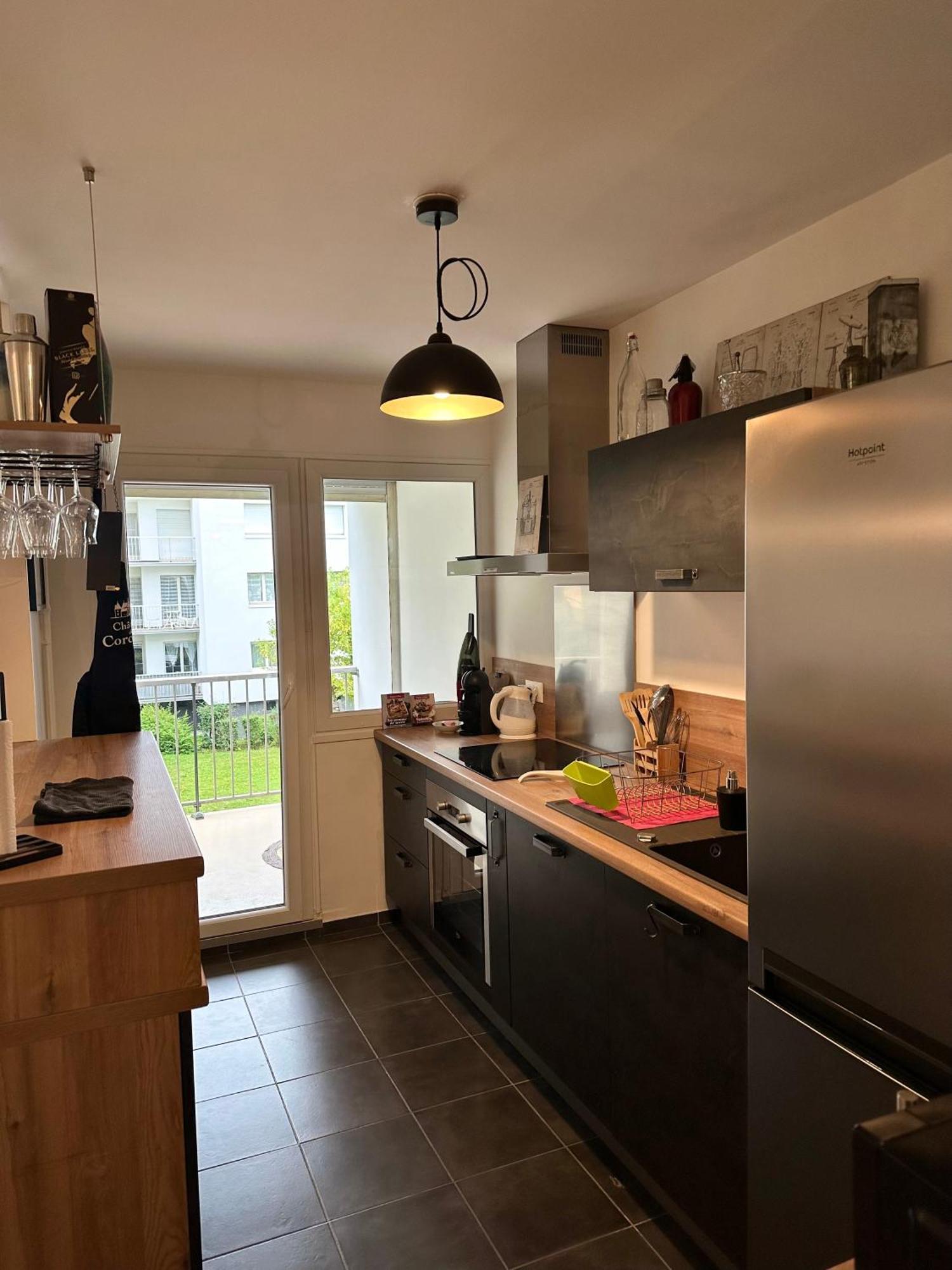 Le Beau Hugo Apartment Mainvilliers  ภายนอก รูปภาพ